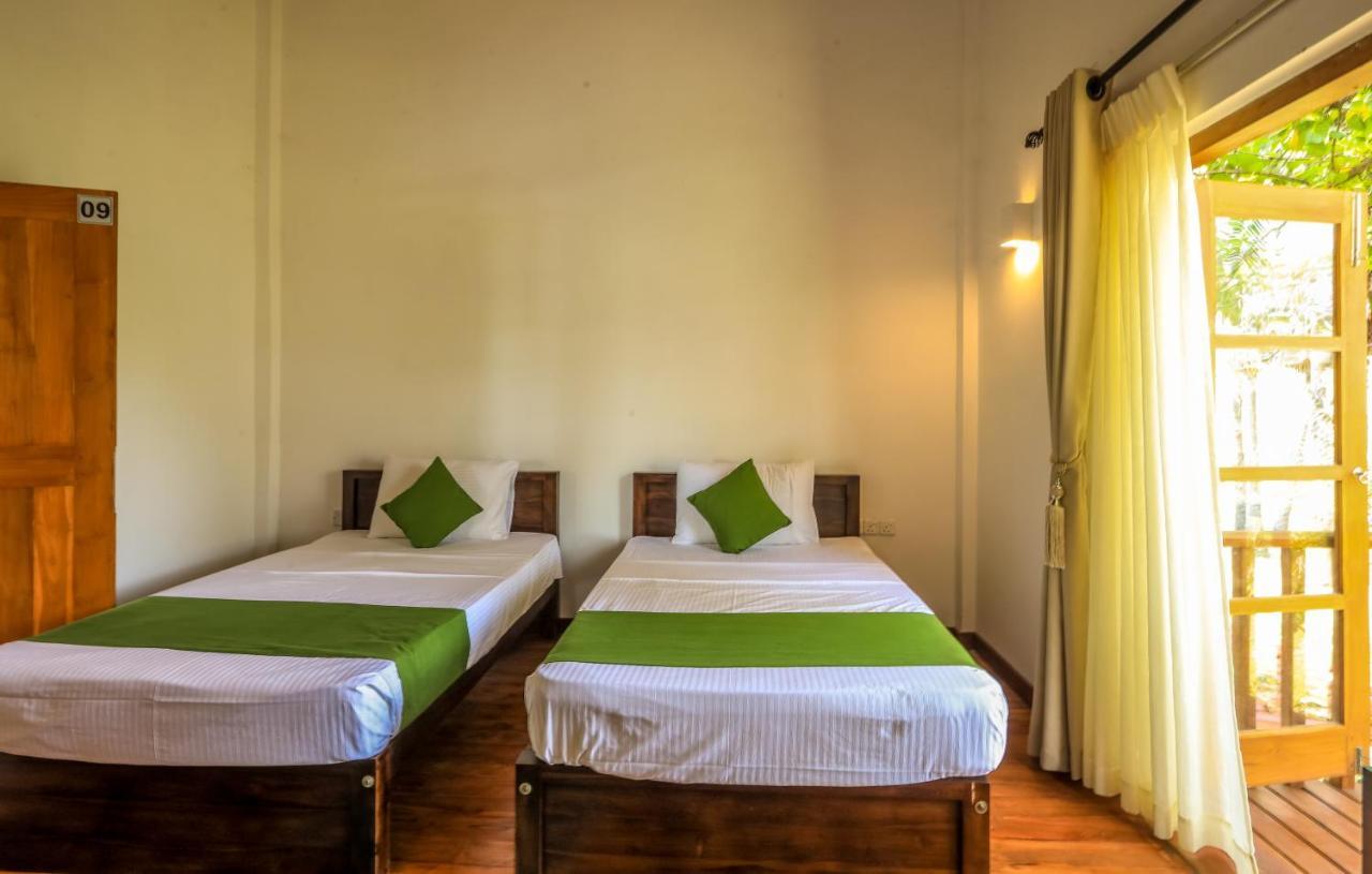 Hotel Kayjay Palms Passikudah Zewnętrze zdjęcie